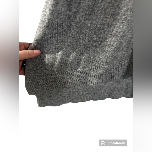 She & Sky Oversized High Low Sweater - Picture 4 of 8